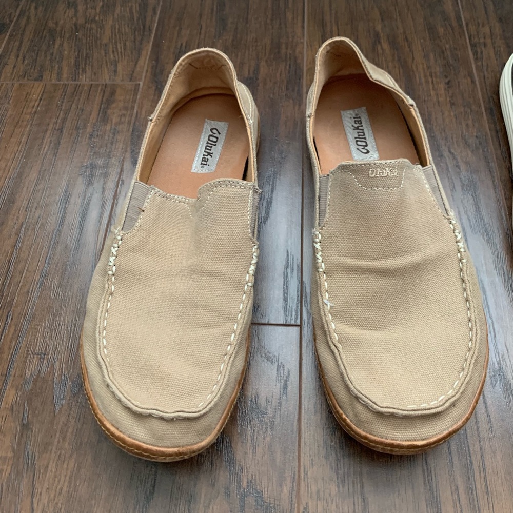 Olukai slip on shoes